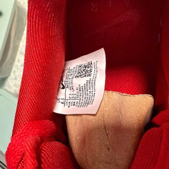 NEW-Nike Air Force 1 Red with Gold Details- NEVER WORN size 6.5 - Picture 4 of 13